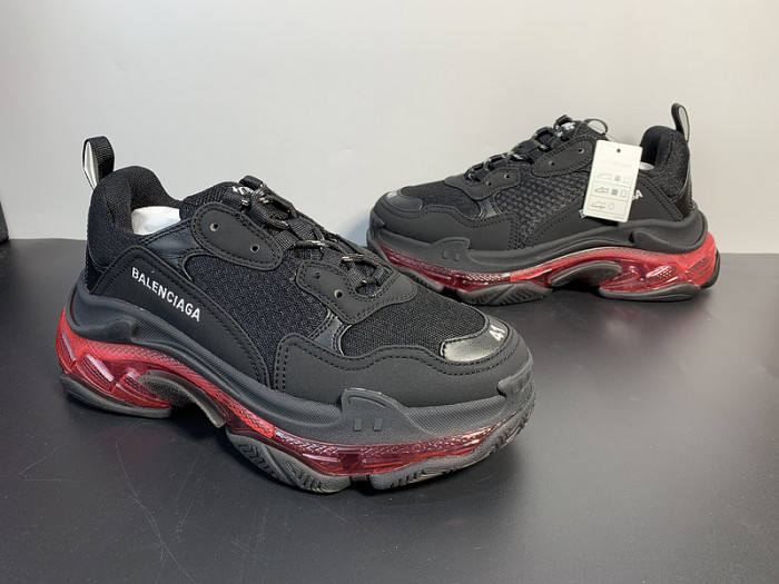 BALCIA TRIPLE S SNEAKER