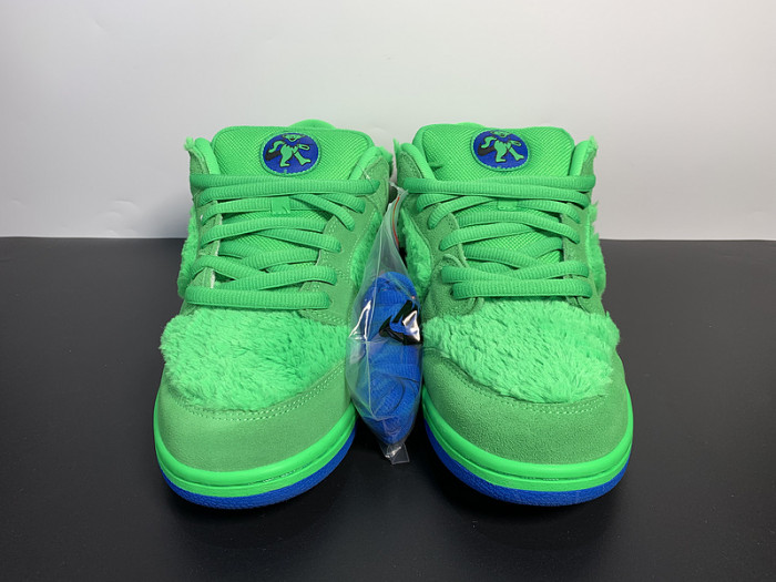 Nike SB Dunk Low Grateful Dead Bears Green CJ5378-300