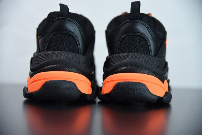 BALCIA Triple S Sneaker