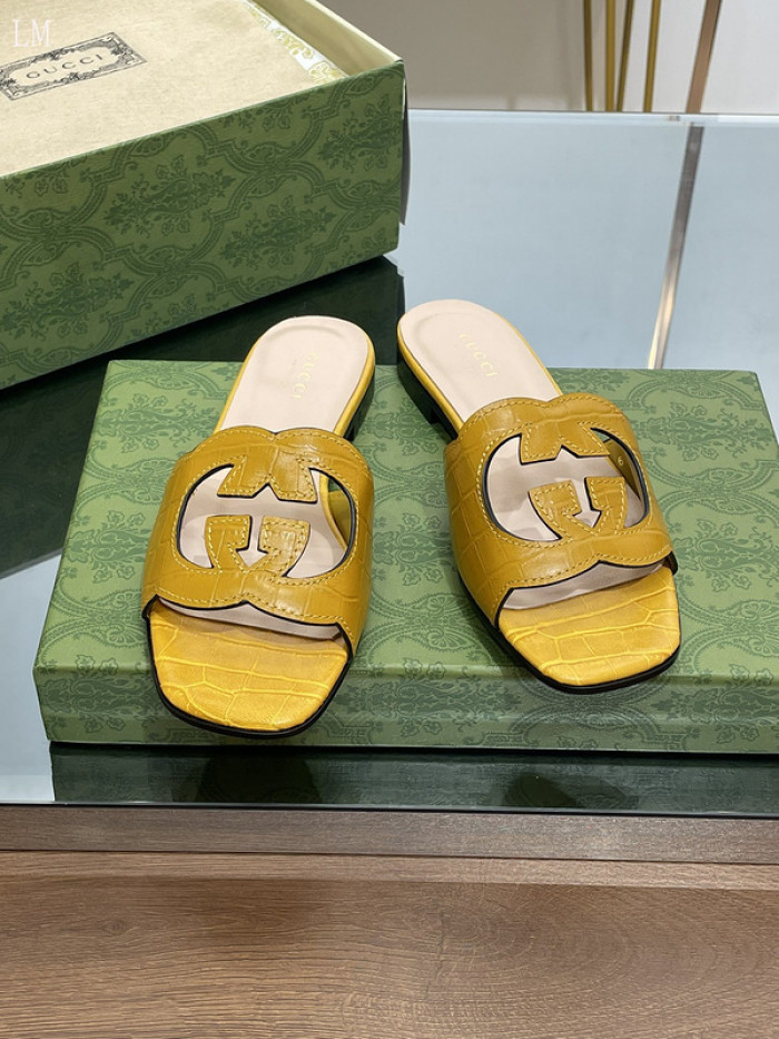 GCI GG Slide Sandal