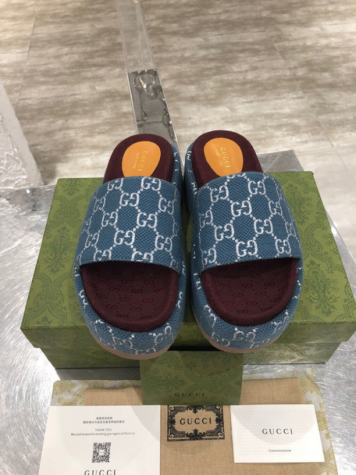 GCI GG Slide Sandal