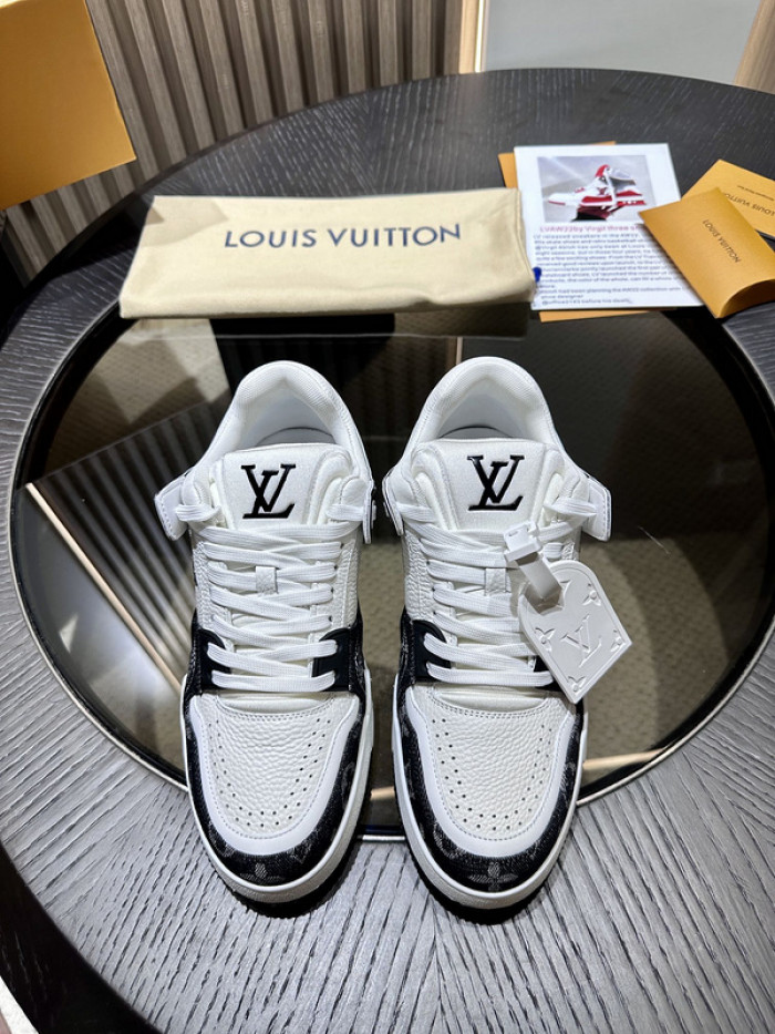 LUSV SNEAKERS