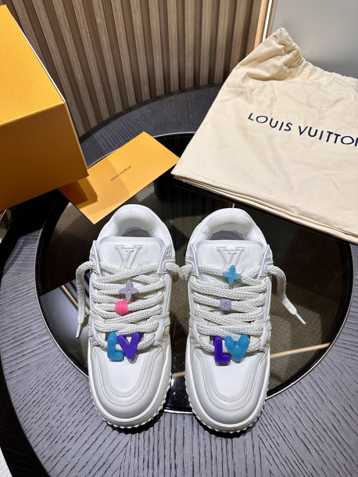 LUSV SNEAKERS