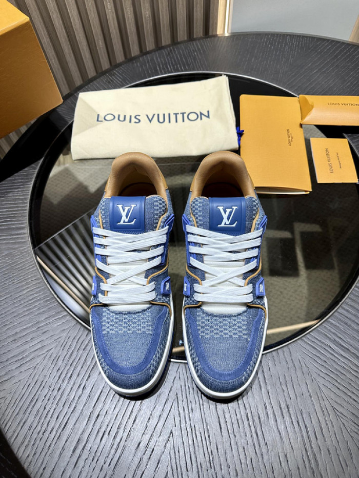 LUSV SNEAKERS