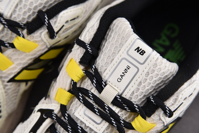 New Balance 1906R x GANNI Low Egret - M1906RGG