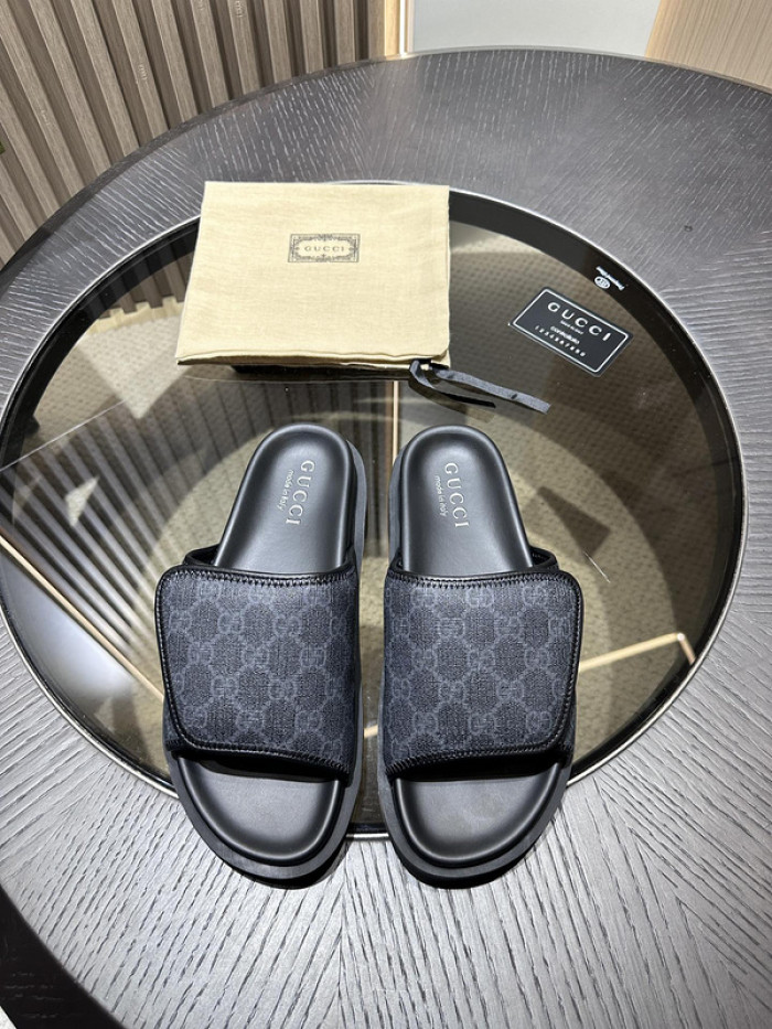 GCI GG Slide Sandal