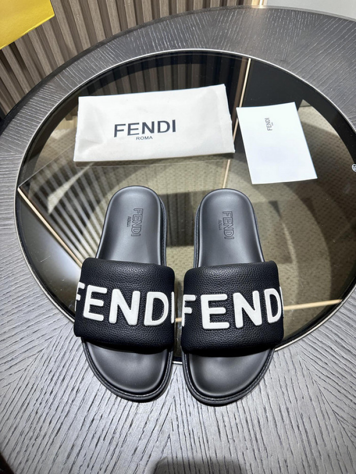 F**di sandal