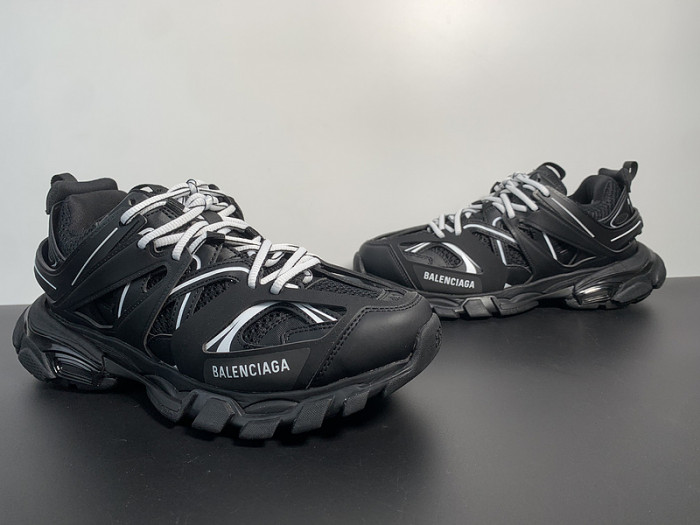 BALCIA Track SNEAKER