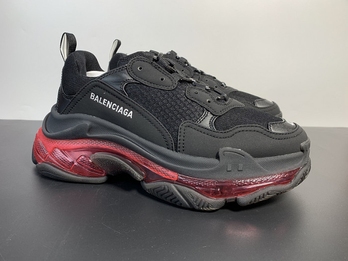 BALCIA TRIPLE S SNEAKER
