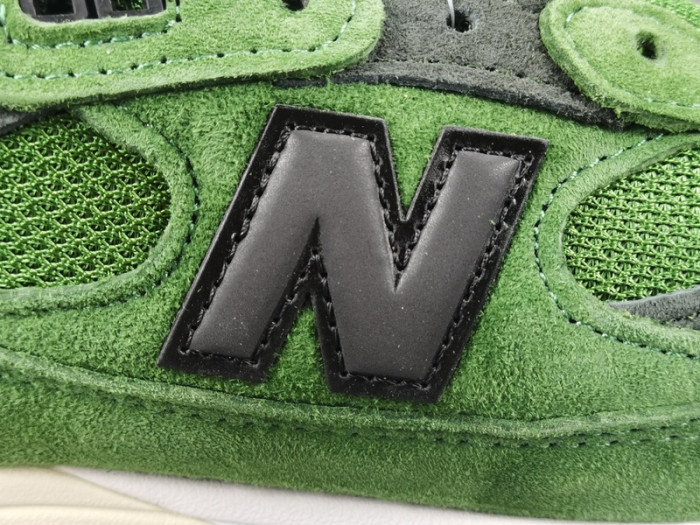 JJJJound x New Balance 992