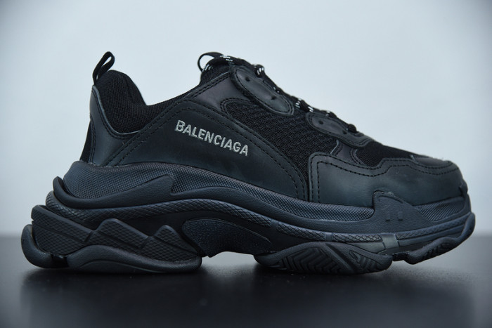BALCIA Triple S Sneaker
