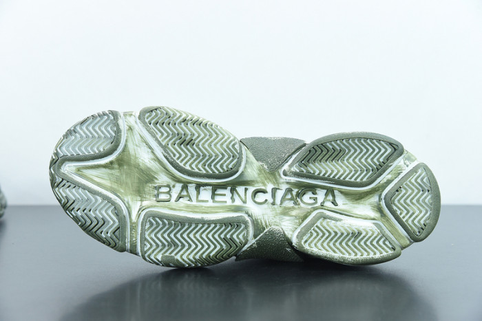 BALCIA Triple S Sneaker