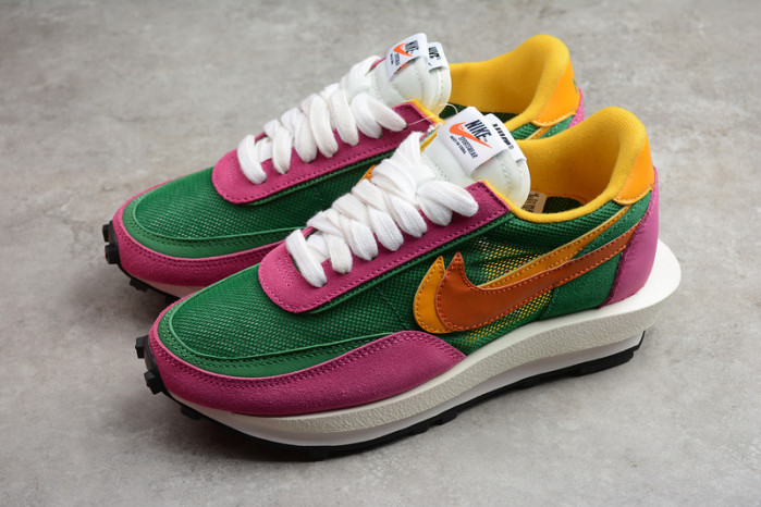 Nike LD Waffle x sacai "Pine Green" BV0073-301
