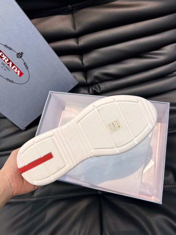 PRDA Sneaker