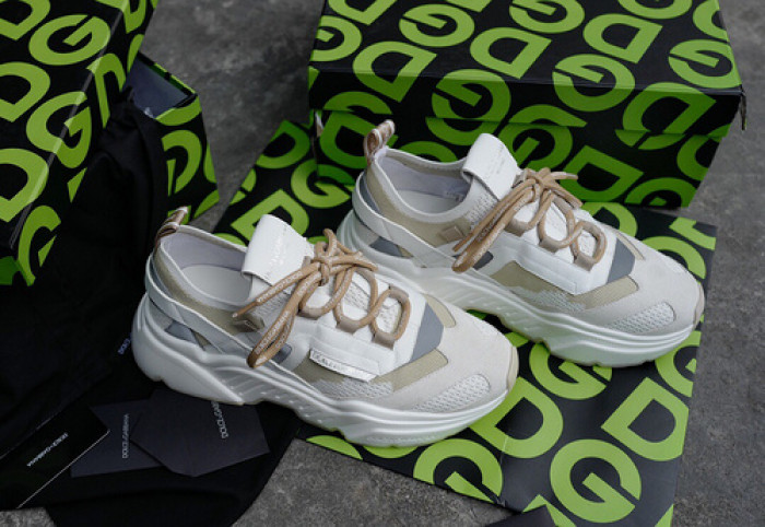 DG SNEAKER